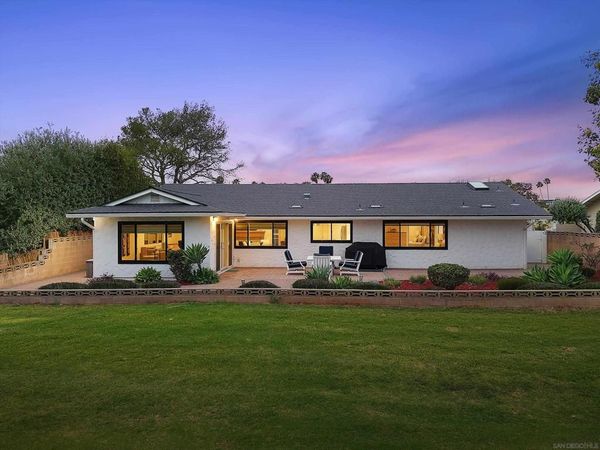1840 San Pablo Dr, San Marcos, CA 92078