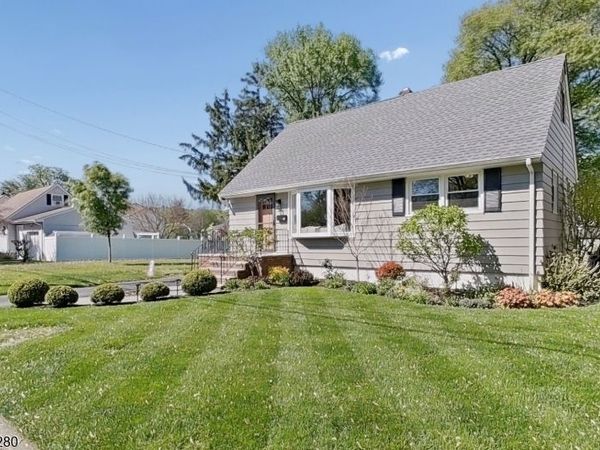 49 Parkway, Little Falls, NJ 07424
