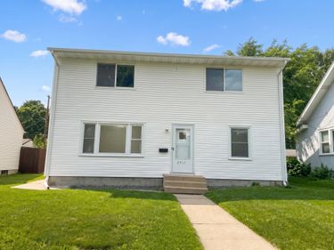 4917 Penn Avenue N, Minneapolis, MN 55430