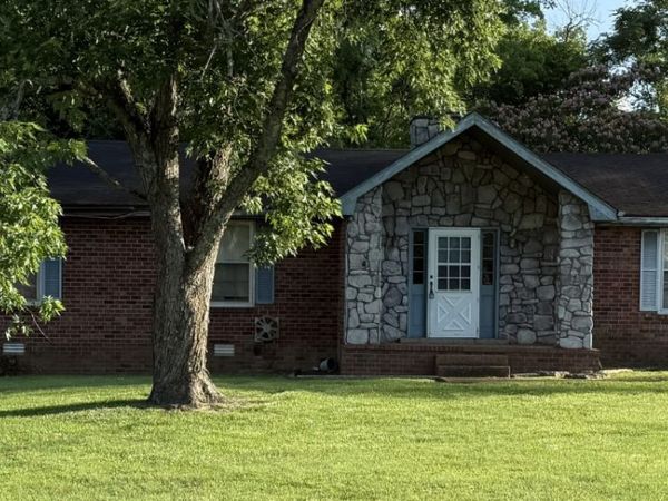 108 Sycamore Ct , Hendersonville, TN 37075