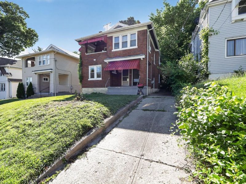 2205 Crane Avenue, Cincinnati, OH 45207 Photo 2