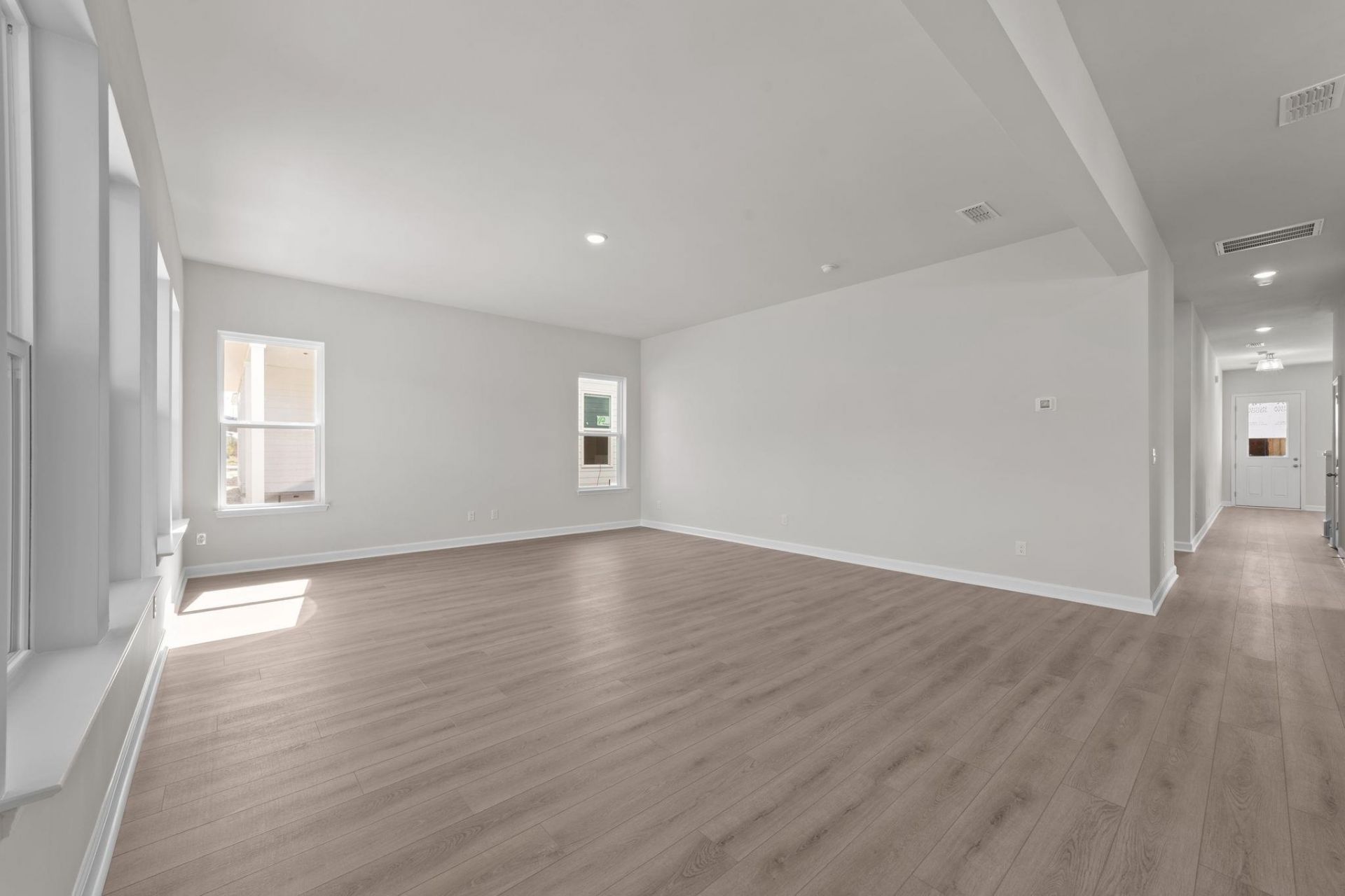 951 Triton Ave.  Photo 31