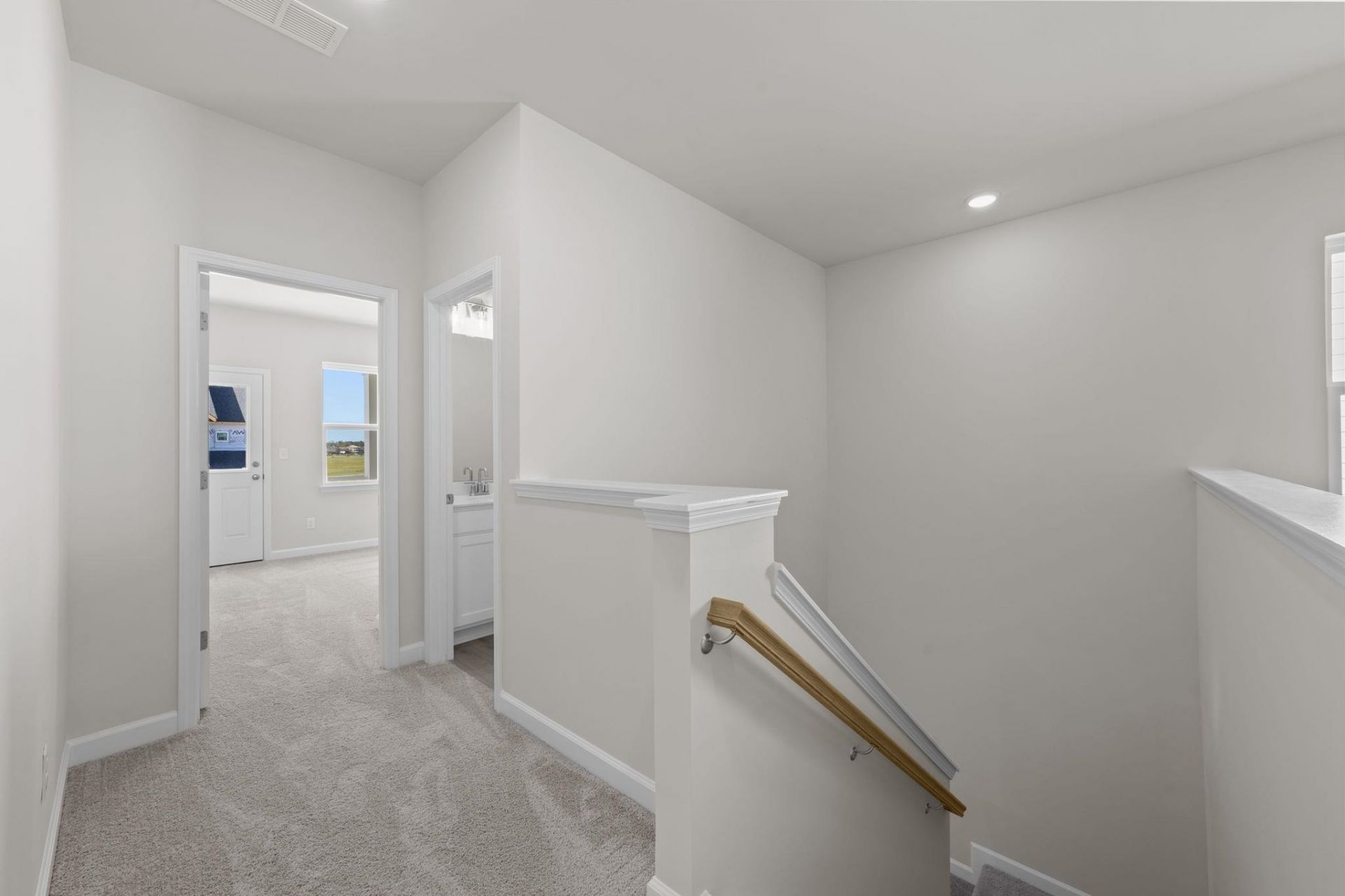 951 Triton Ave.  Photo 34