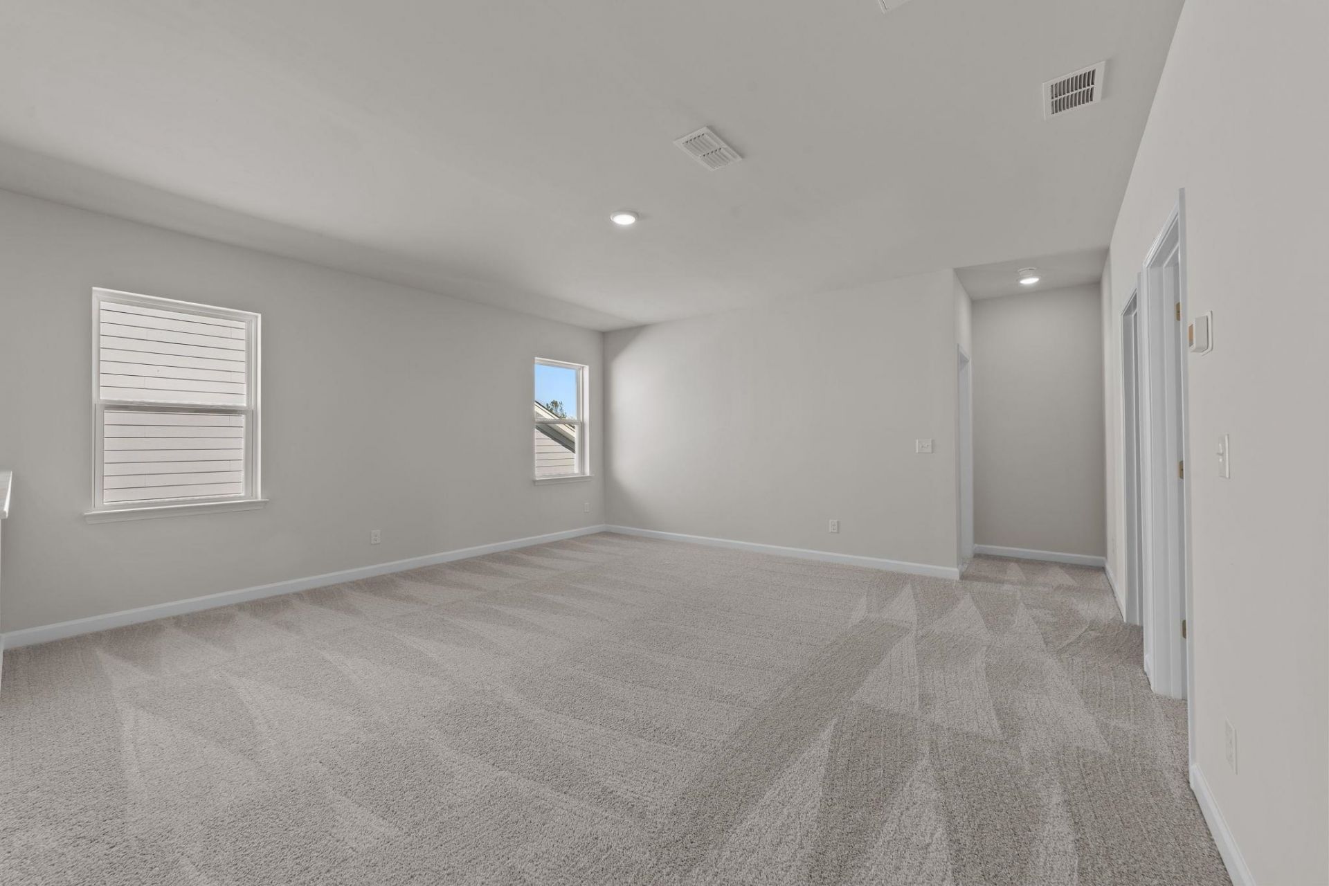 951 Triton Ave.  Photo 35