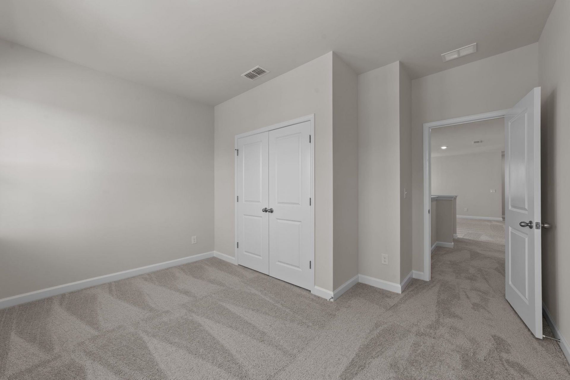 951 Triton Ave.  Photo 39