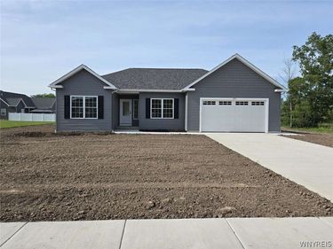 1973 Bedell Road , Grand Island, NY 14072