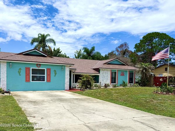 913 Dupont Street NE , Palm Bay, FL 32907