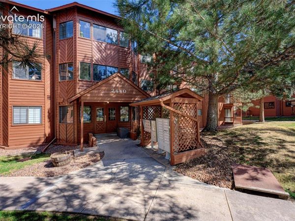 2440 Palmer Park Boulevard, Unit E3, Colorado Springs, CO 80909
