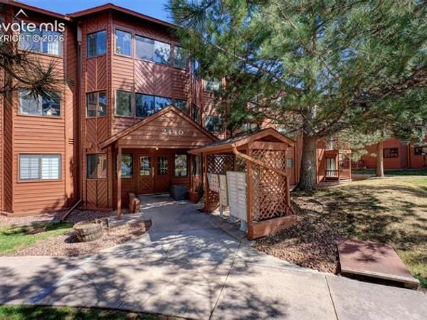 2440 Palmer Park Boulevard, Unit E3, Colorado Springs, CO 80909