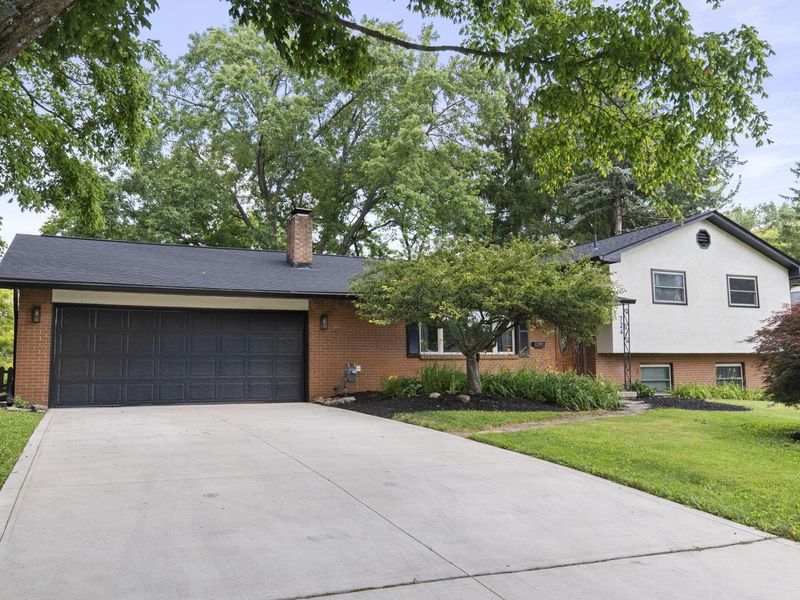 724 Chaffin Ridge, Columbus, OH 43214 Photo 1