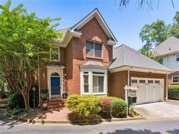 1104 Chantilly Crescent NE, Atlanta, GA 30324