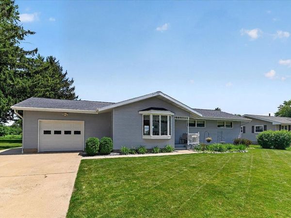 1523 East Street, Black Earth, WI 53515