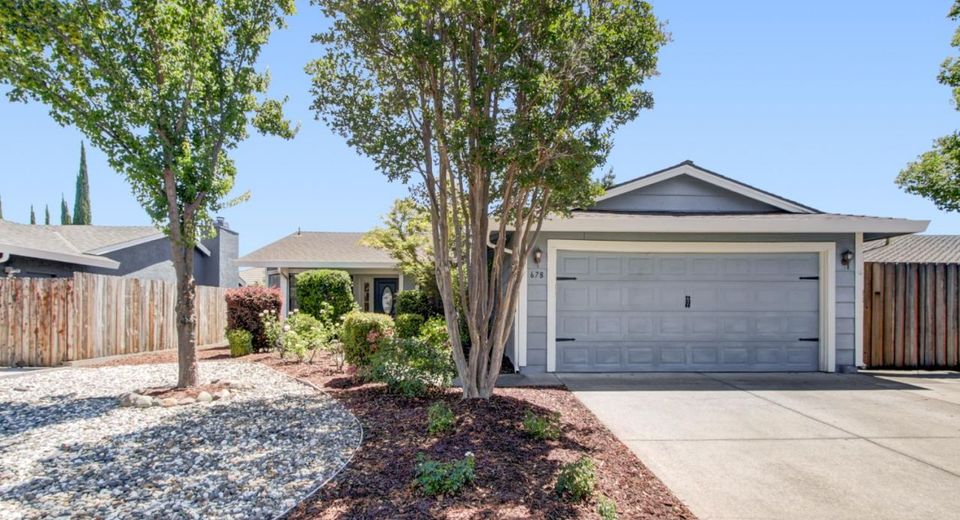 678 Young Way, Roseville, CA 95678 Photo