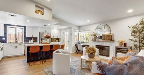 678 Young Way, Roseville, CA 95678 Photo