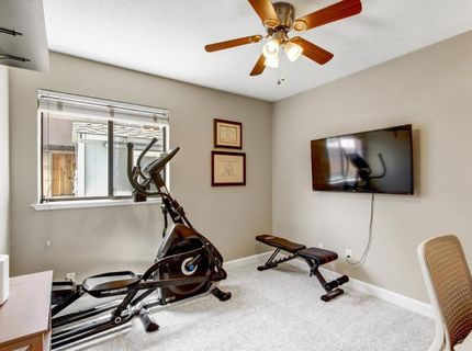 678 Young Way, Roseville, CA 95678 Photo
