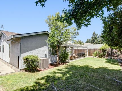 678 Young Way, Roseville, CA 95678 Photo
