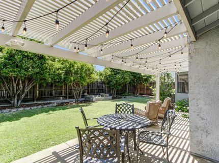 678 Young Way, Roseville, CA 95678 Photo