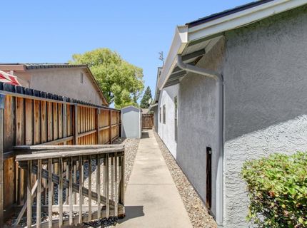 678 Young Way, Roseville, CA 95678 Photo