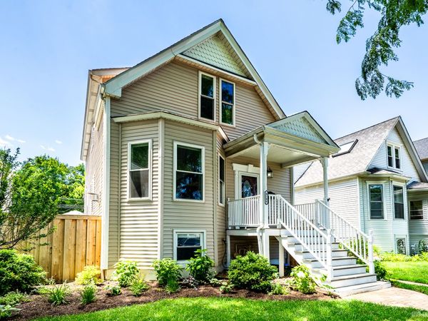 4146 N Kilbourn Avenue , Chicago, IL 60641