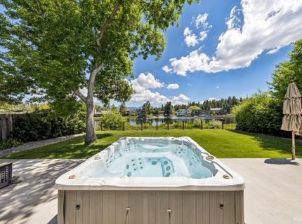2172 Venice Drive, South Lake Tahoe, CA 96150 Photo