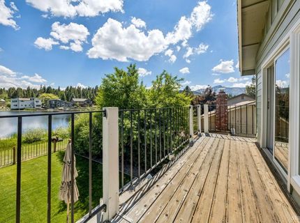 2172 Venice Drive, South Lake Tahoe, CA 96150 Photo