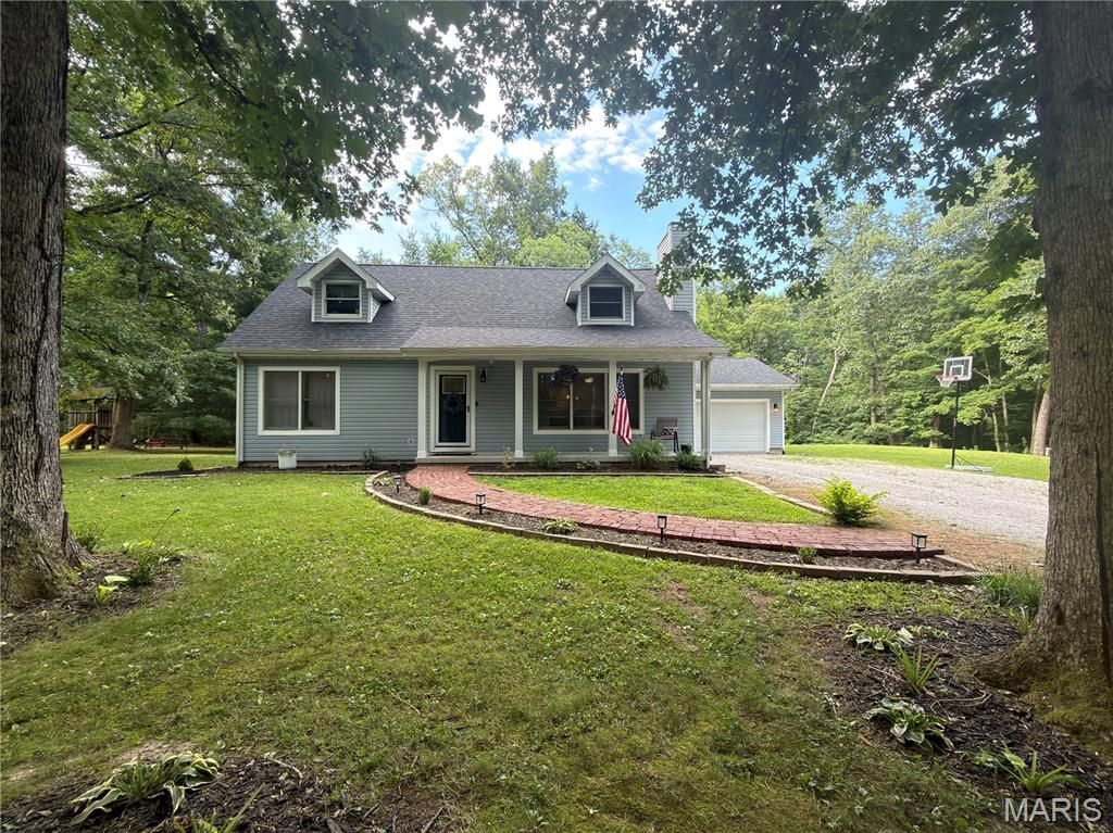 1322 Moore Street, Greenville, IL 62246 Main Photo