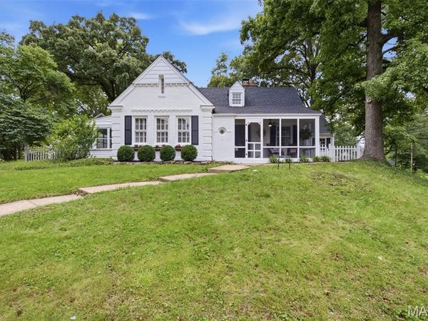 485 Clemens Avenue, Kirkwood, MO 63122