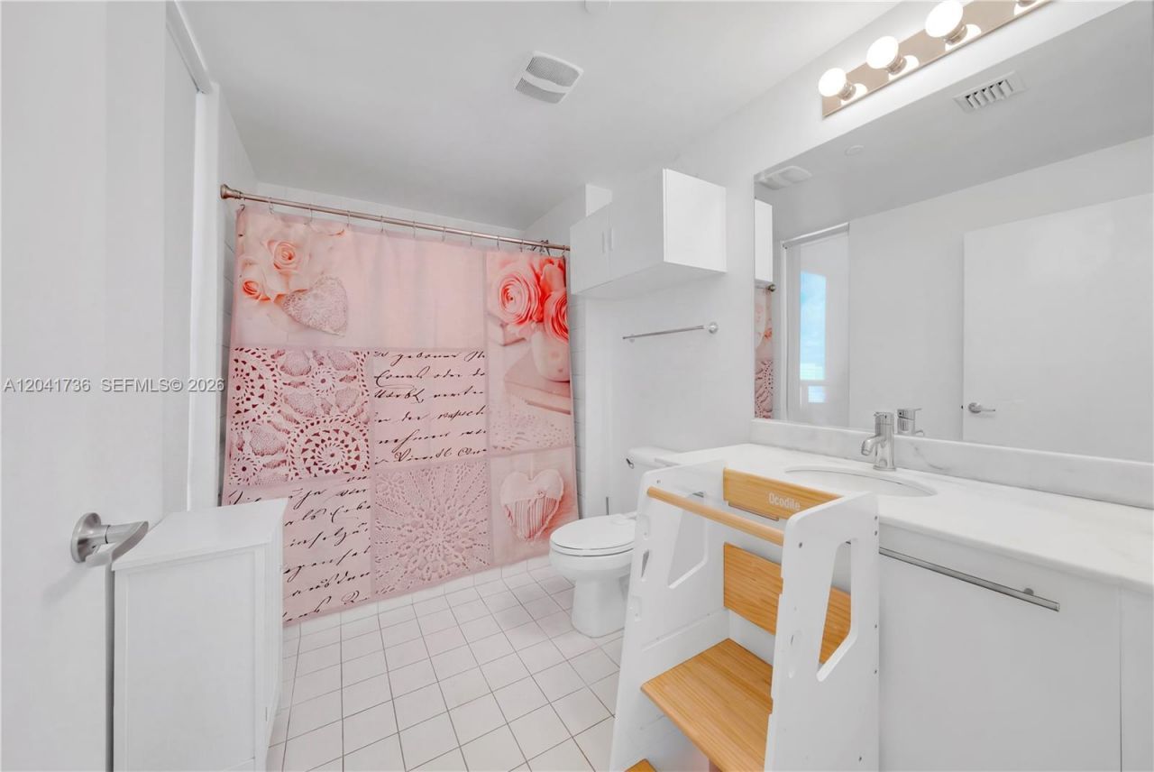 888 Biscayne Blvd, Unit 2101, Miami, FL 33132 Photo