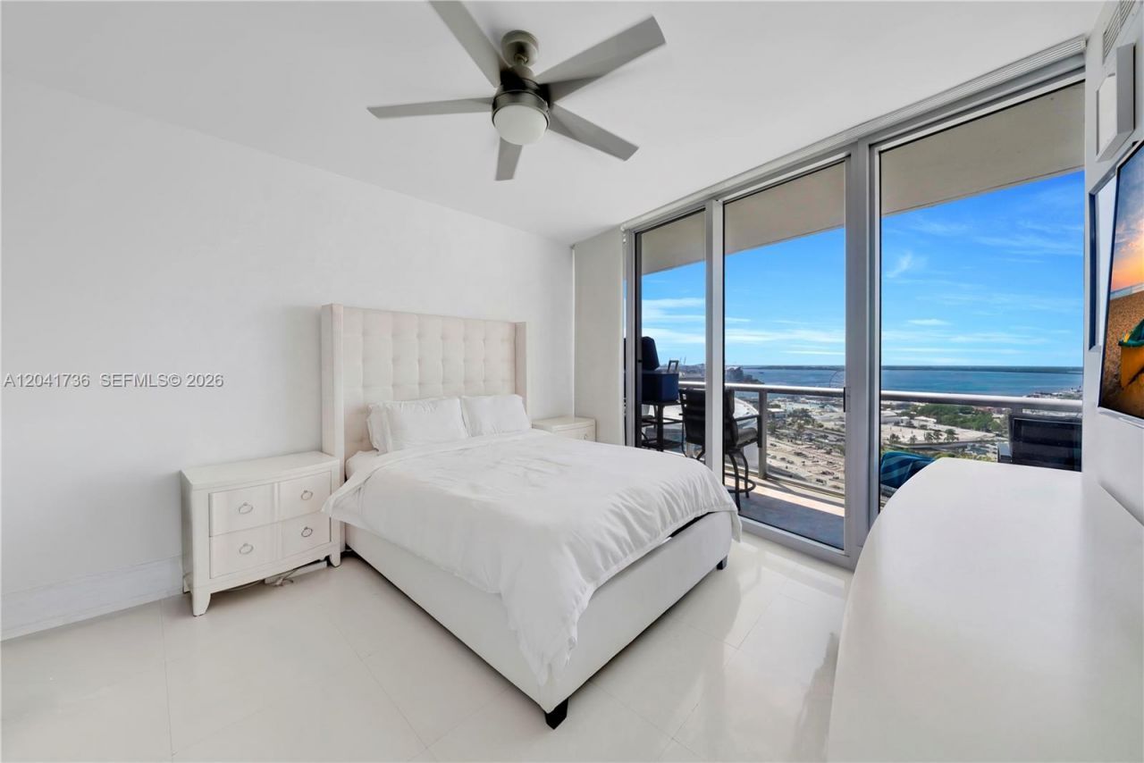 888 Biscayne Blvd, Unit 2101, Miami, FL 33132 Photo