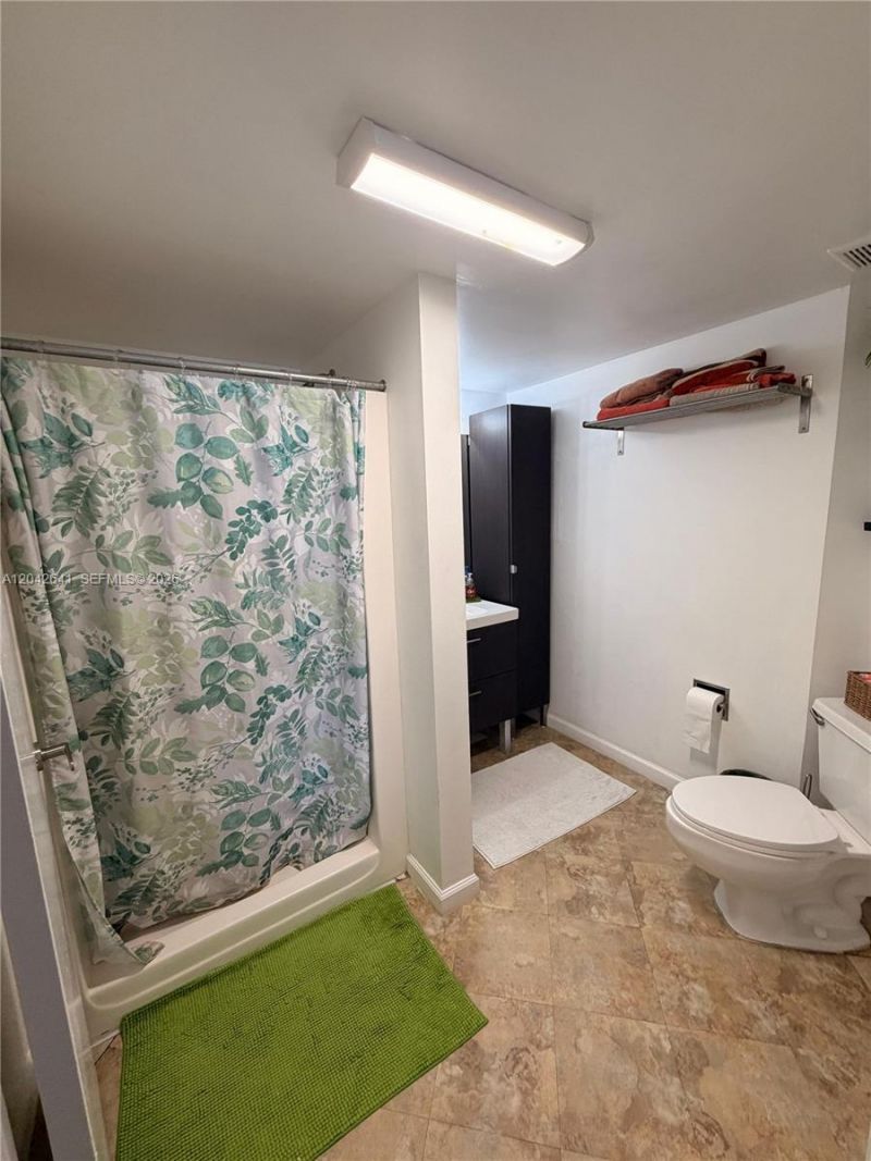 9731 Fontainebleau Blvd, Unit F314, Miami, FL 33172 Photo