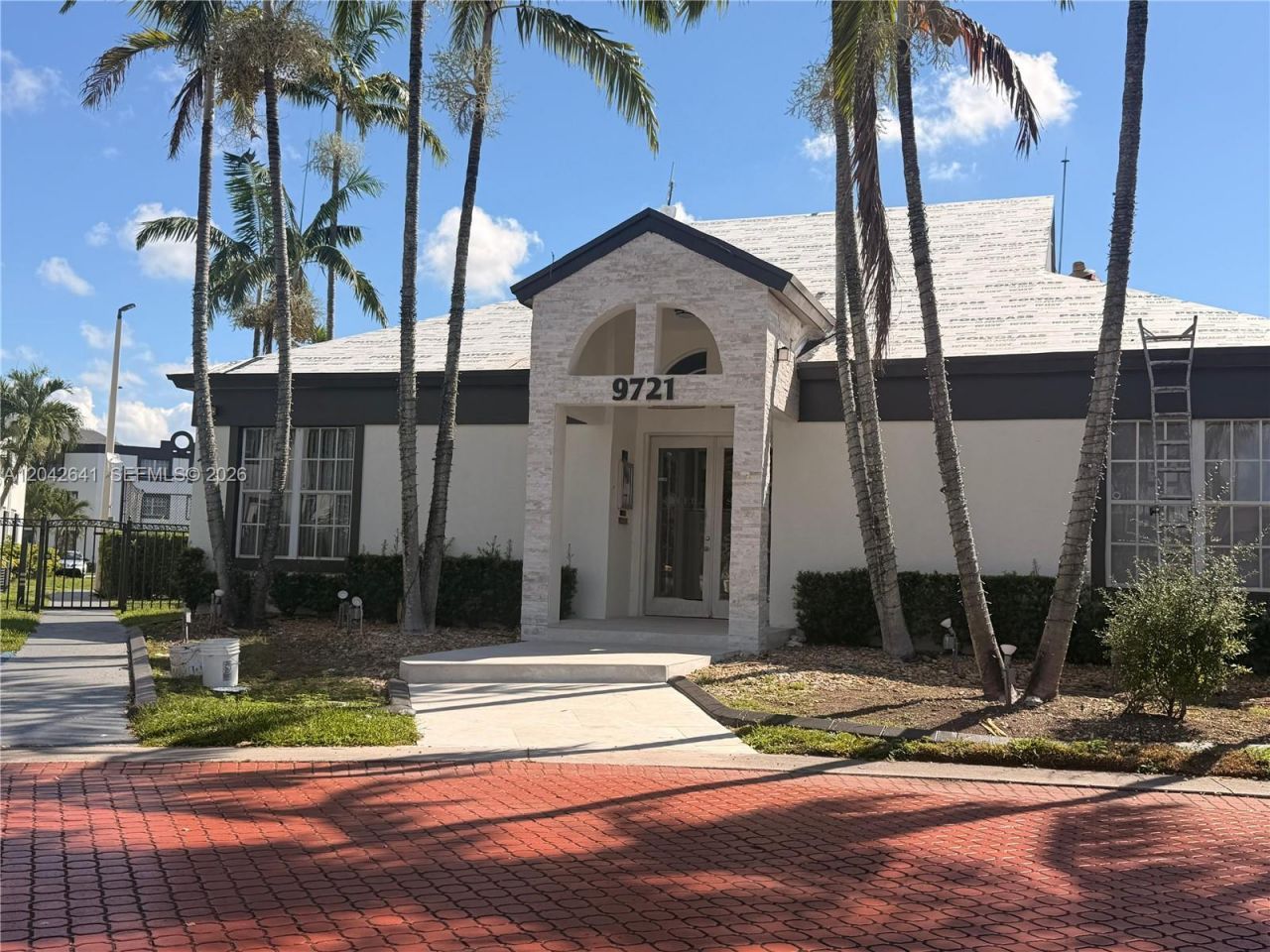 9731 Fontainebleau Blvd, Unit F314, Miami, FL 33172 Photo