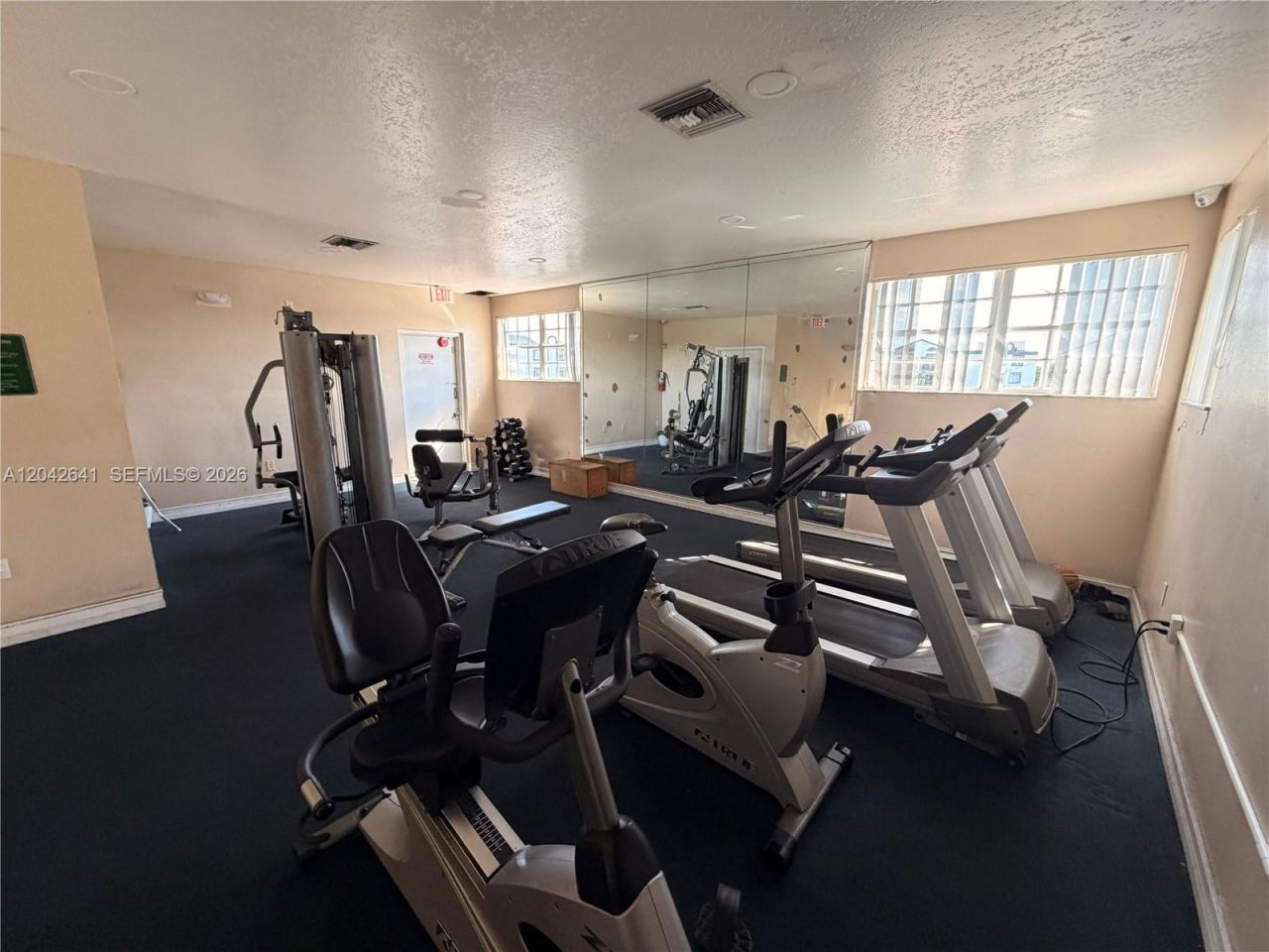 9731 Fontainebleau Blvd, Unit F314, Miami, FL 33172 Photo