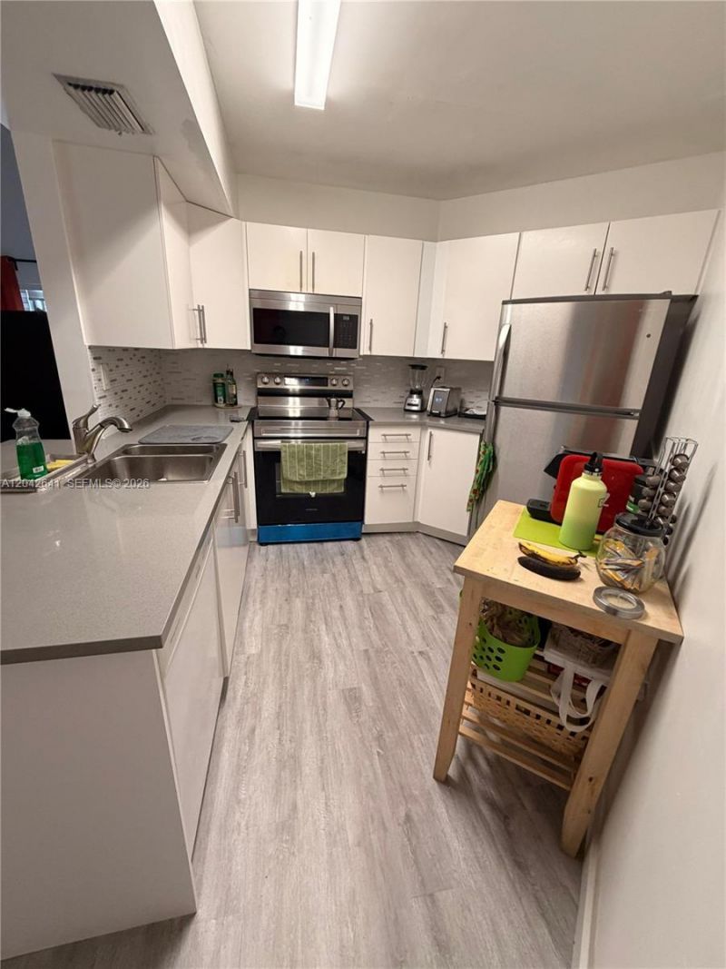 9731 Fontainebleau Blvd, Unit F314, Miami, FL 33172 Photo