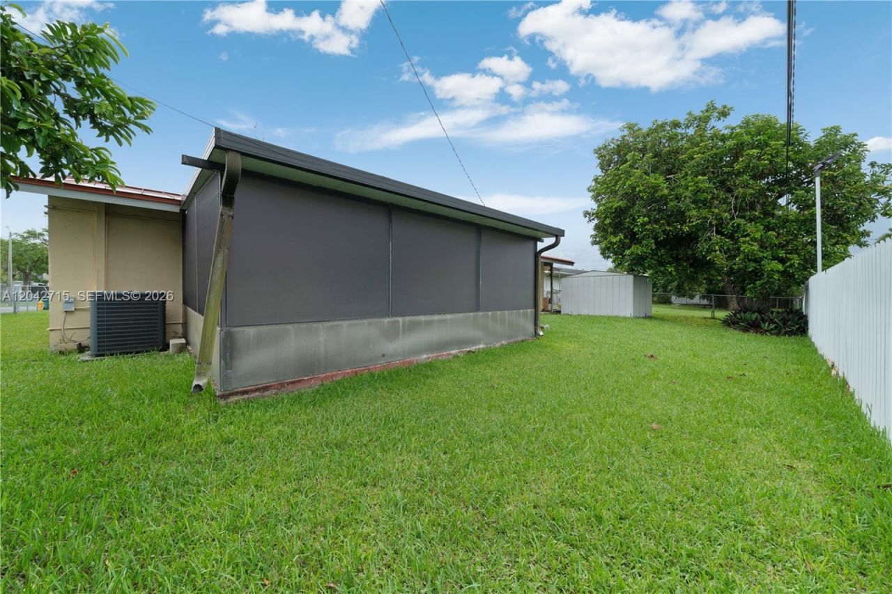 10315 SW 200th St, Cutler Bay, FL 33157 Photo