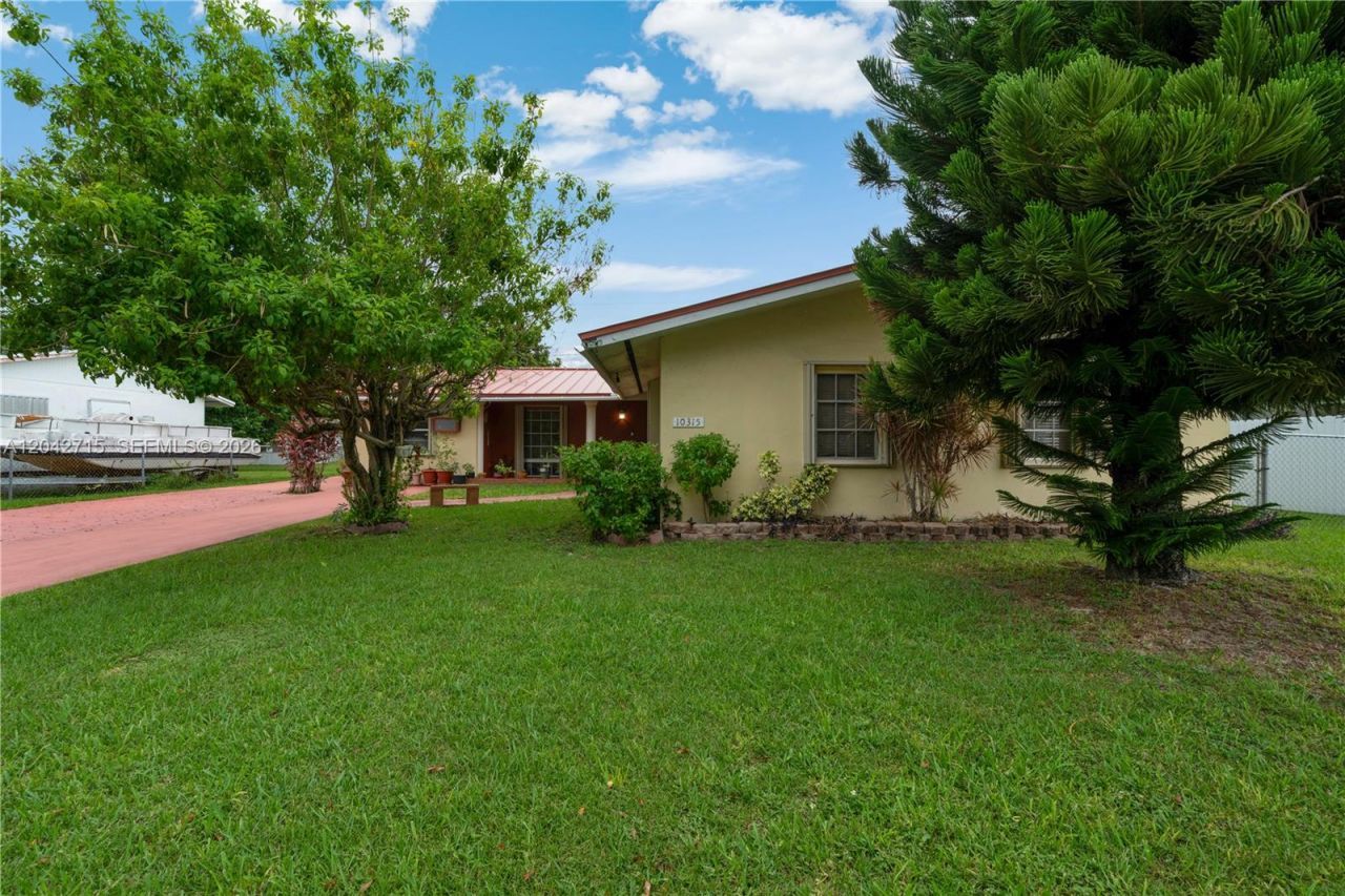 10315 SW 200th St, Cutler Bay, FL 33157 Photo
