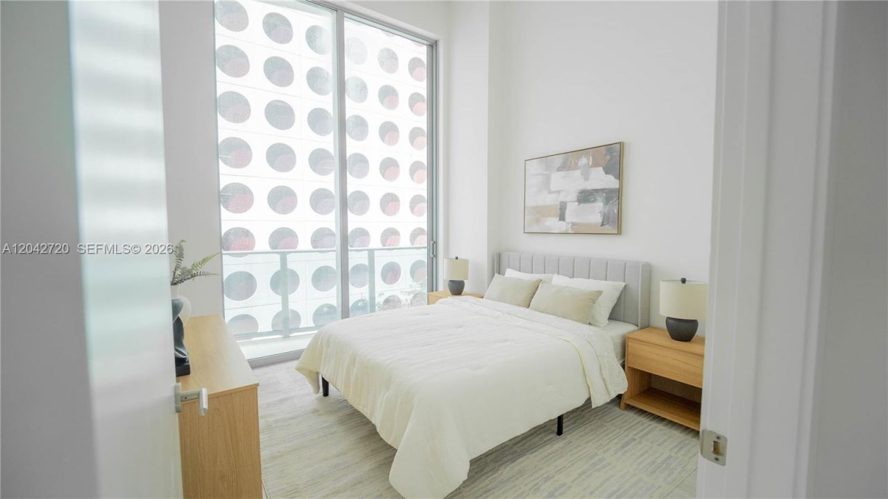 77 SE 5th St, Unit 311, Miami, FL 33131 Photo