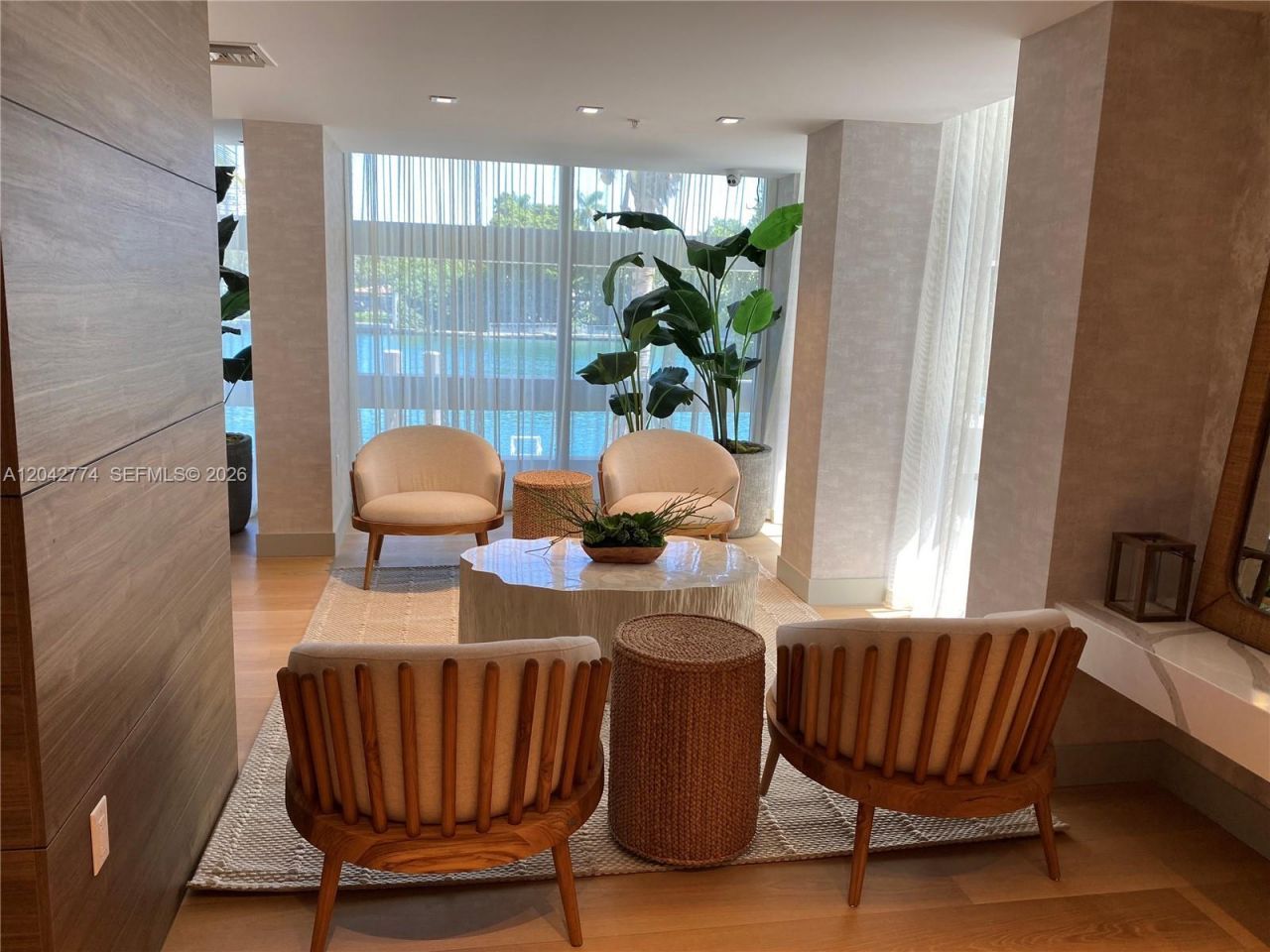 9521 E Bay Harbor Dr , Unit 605, Bay Harbor Islands, FL 33154 Photo