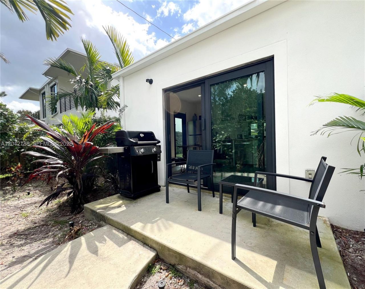 1240 NE 17th Ave, Unit 2, Fort Lauderdale, FL 33304 Photo