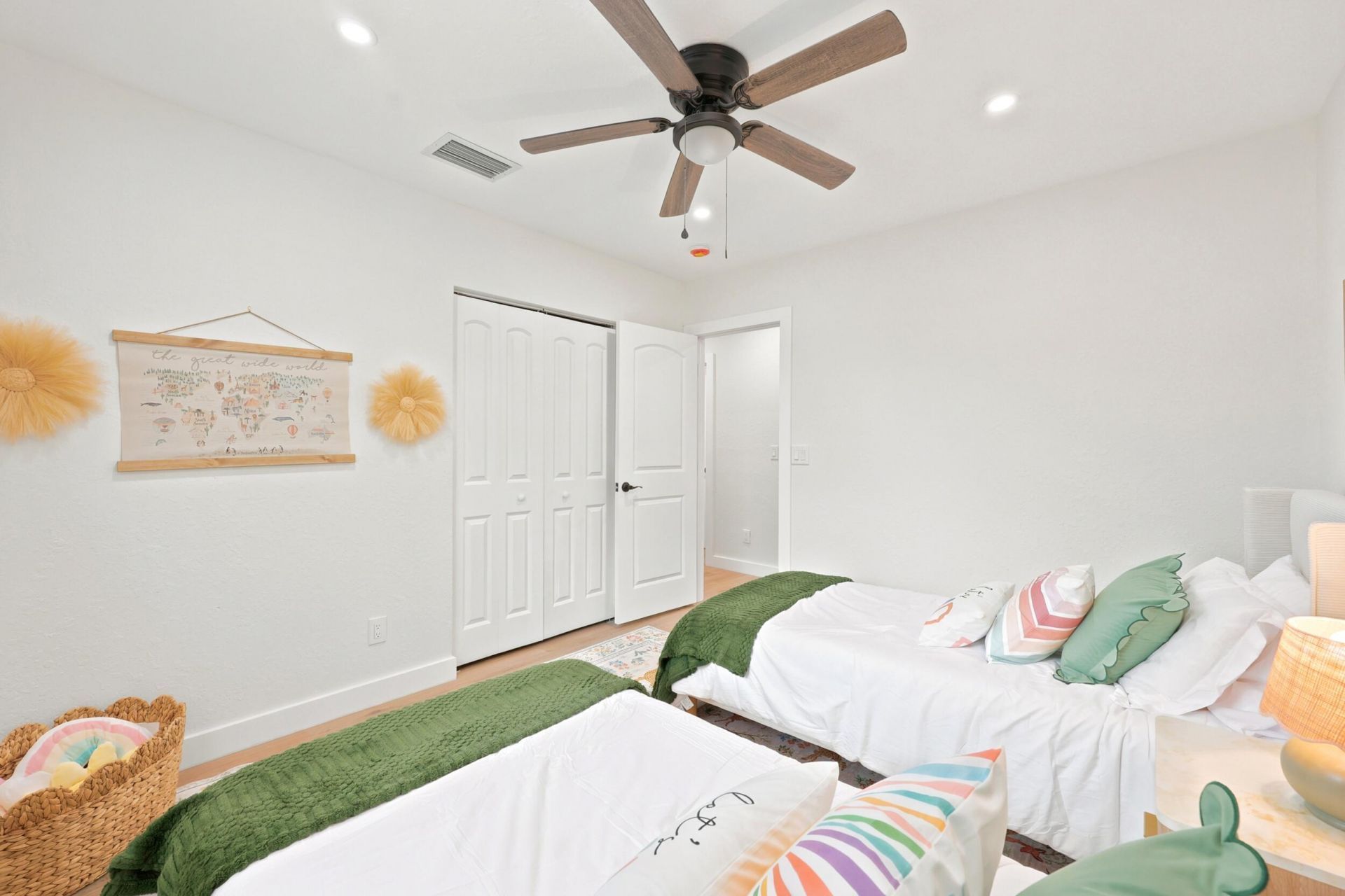 424 Putnam Road, West Palm Beach, FL 33405 Photo