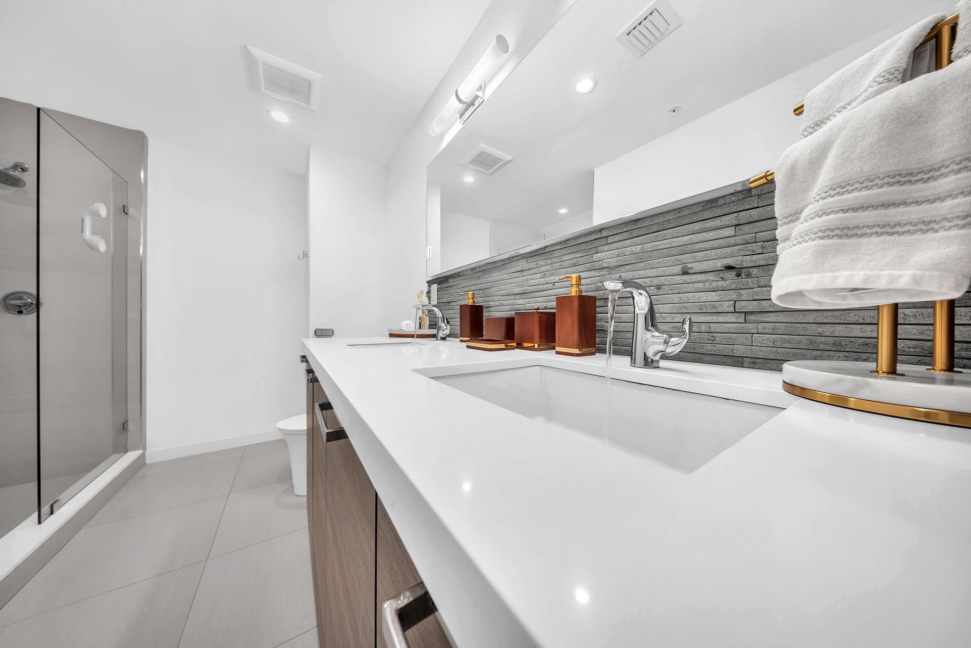 51 SE 19th Avenue, Unit 303, Deerfield Beach, FL 33441 Photo