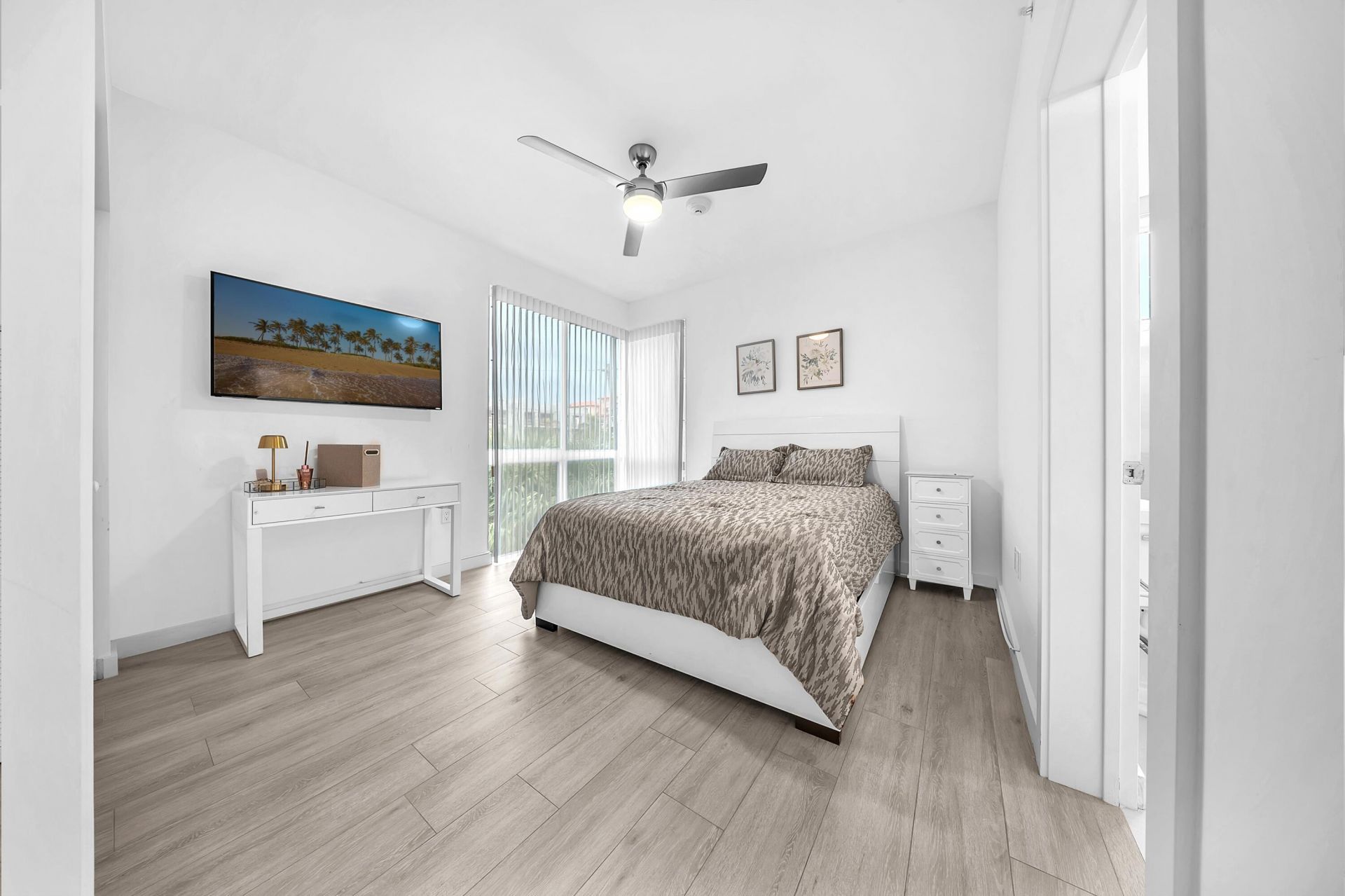 51 SE 19th Avenue, Unit 303, Deerfield Beach, FL 33441 Photo