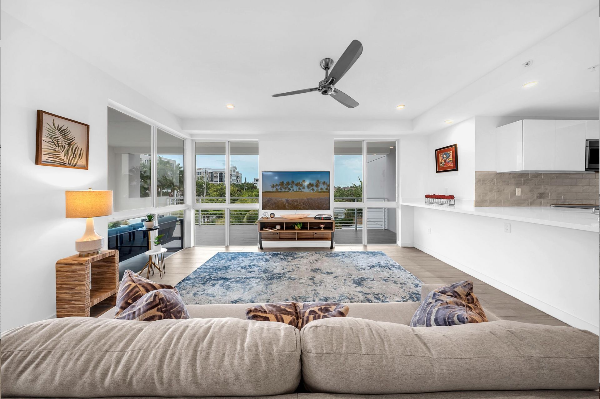 51 SE 19th Avenue, Unit 303, Deerfield Beach, FL 33441 Photo