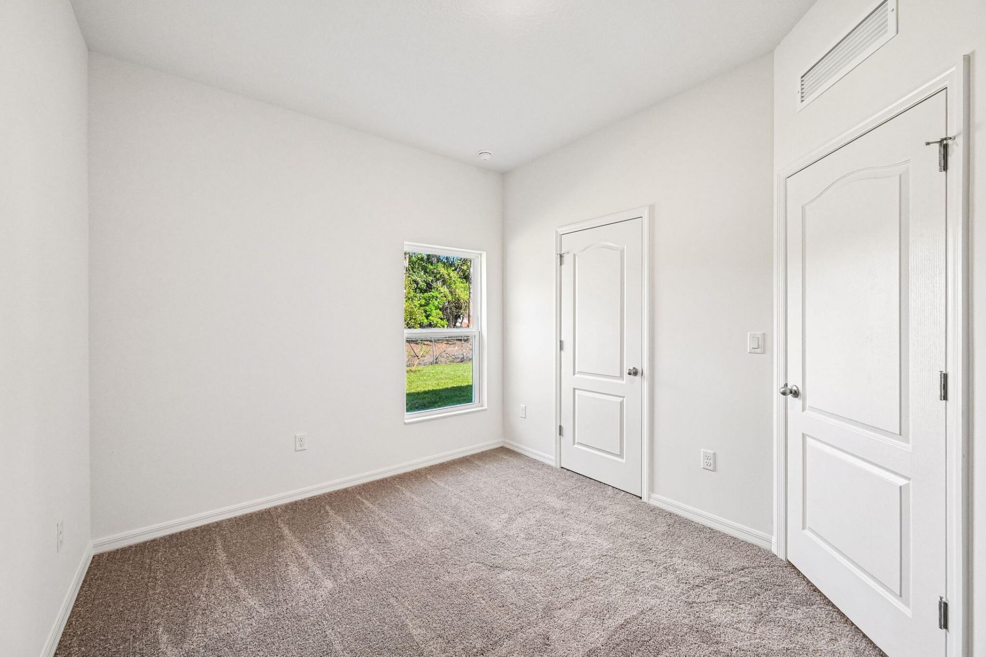 6010 Hickory Drive, Fort Pierce, FL 34982 Photo
