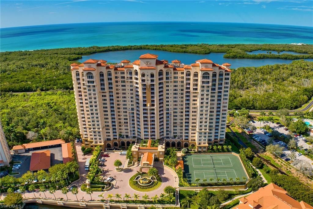 6597 Nicholas Blvd, Unit 401, Naples, FL 34108 Photo