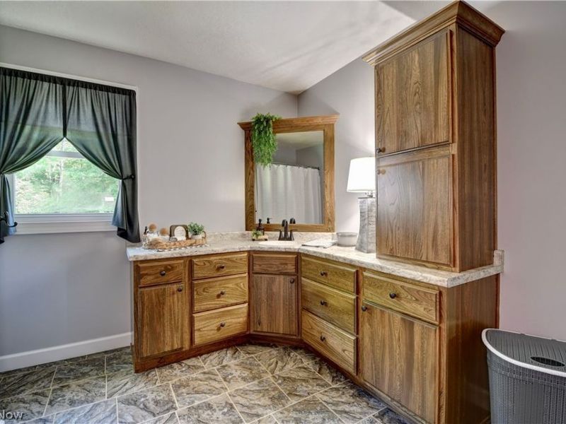 6841 US 322, Windsor, OH 44099 Photo 17