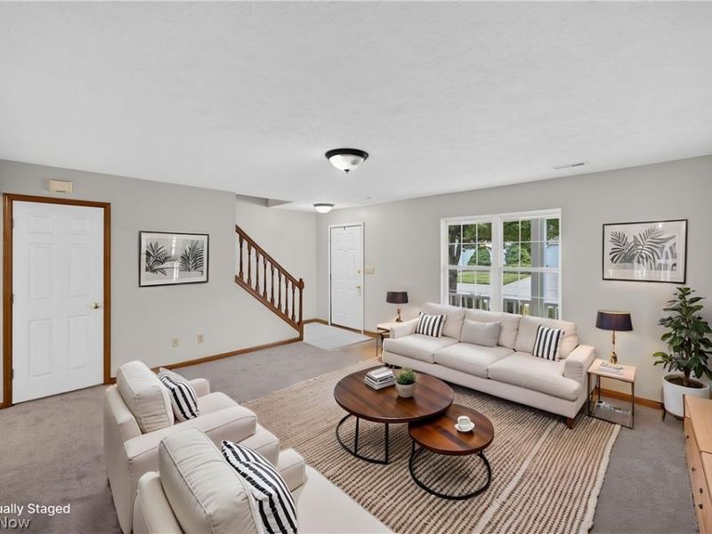 5005 Bar Harbor Lane, Unit 5005, Stow, OH 44224 Photo 3