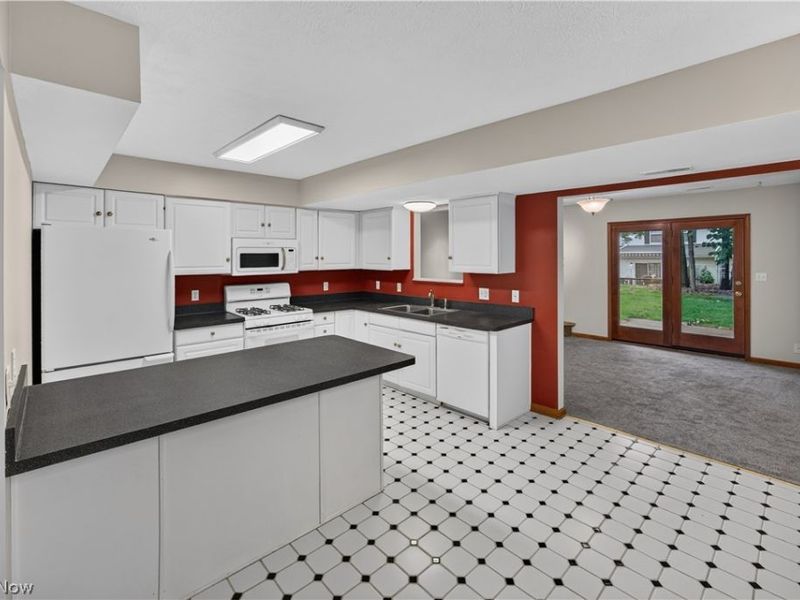 5005 Bar Harbor Lane, Unit 5005, Stow, OH 44224 Photo 6