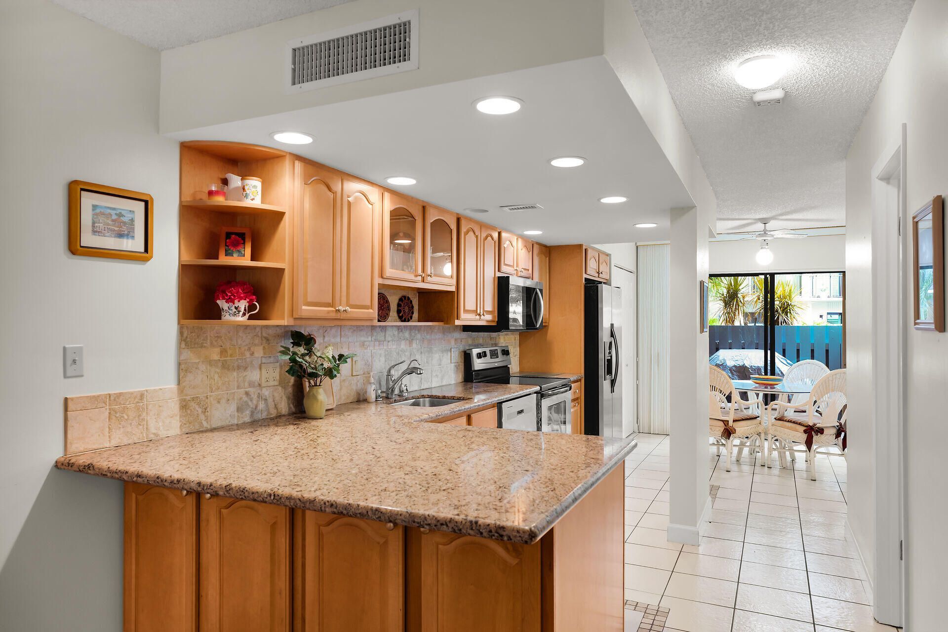 87200 Overseas Highway, Unit D3, Islamorada, FL 33036 Photo