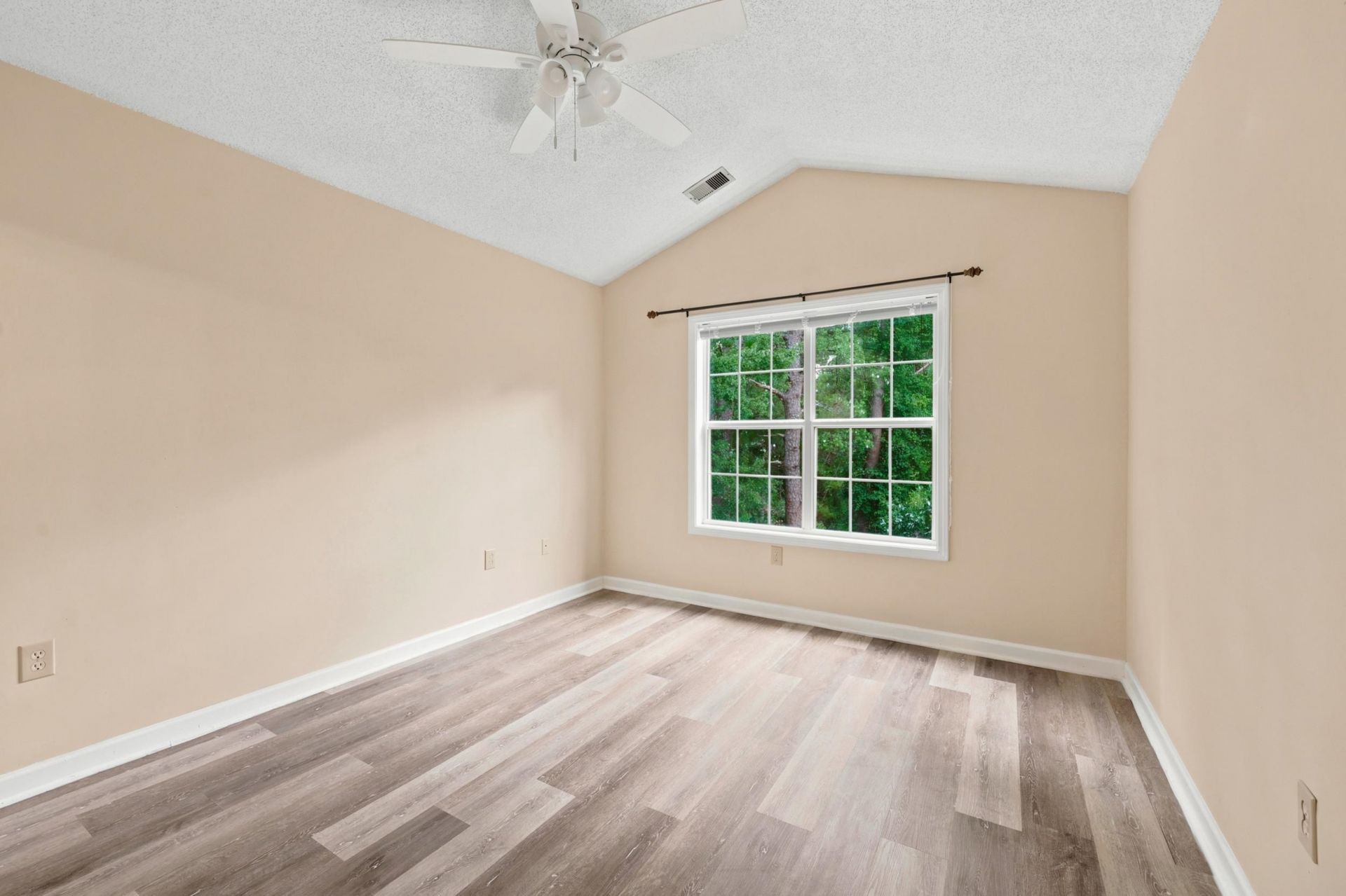 4810 Innisbrook Ct. Photo 14
