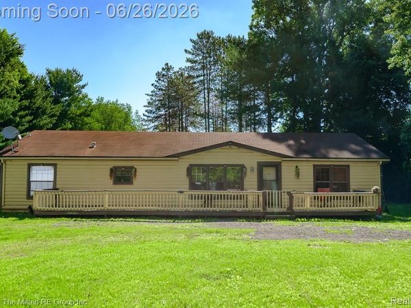 1422 Ridge Road, Ypsilanti, MI 48198